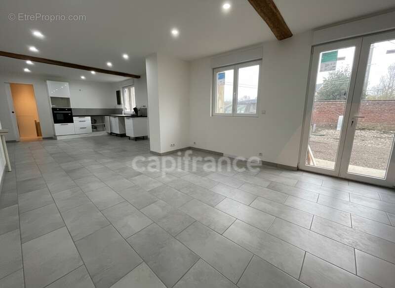 Maison à ANGUILCOURT-LE-SART