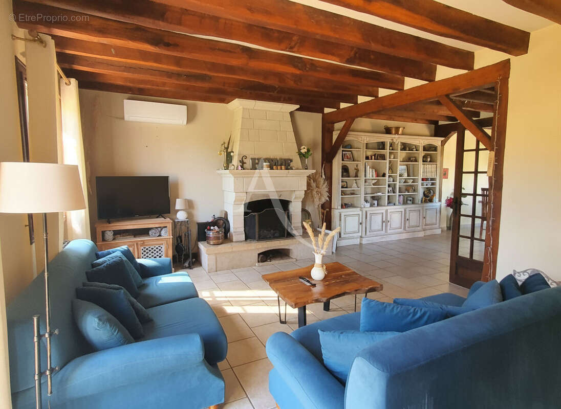Maison à NOYERS-SUR-CHER