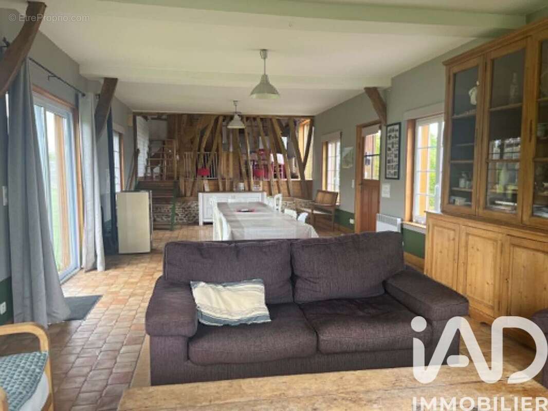 Maison 127 m² à Haudricourt  - photo 5