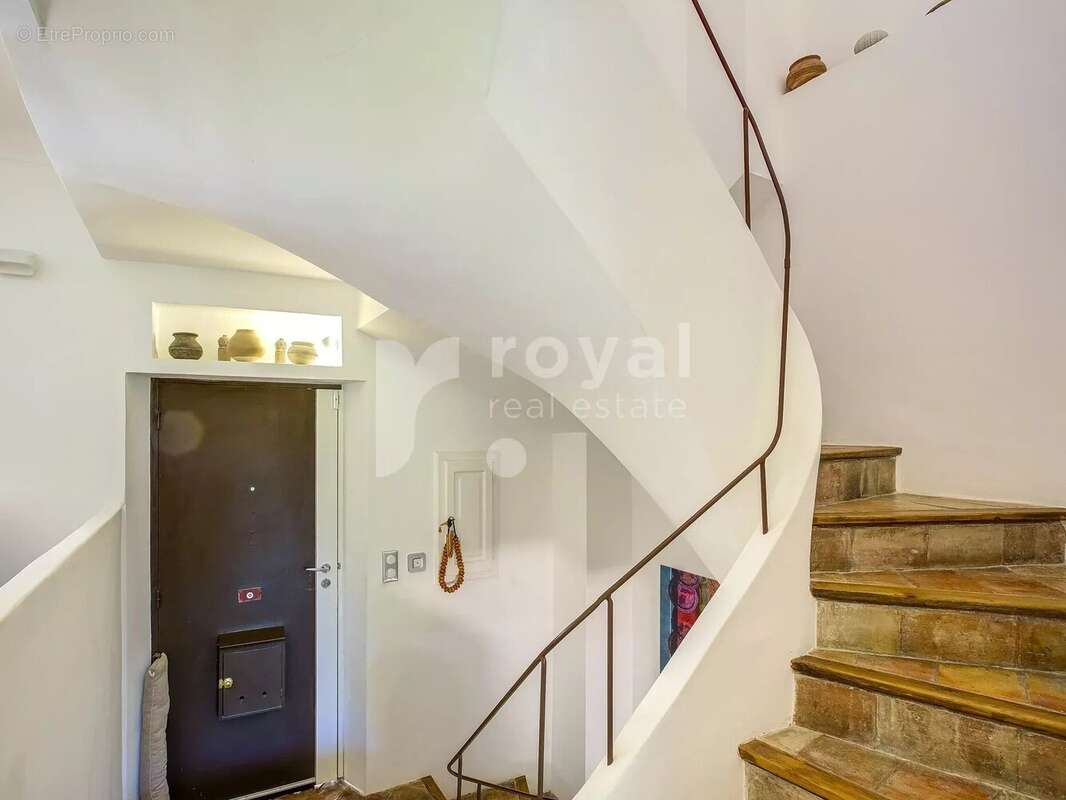 Maison à MOUGINS