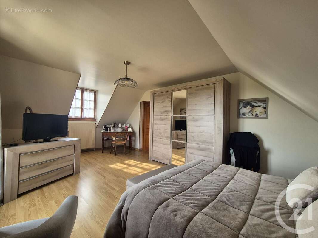 Maison à CHAUMONT-EN-VEXIN