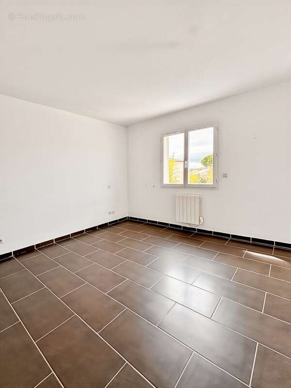 Maison à SAINT-BAUZILLE-DE-PUTOIS