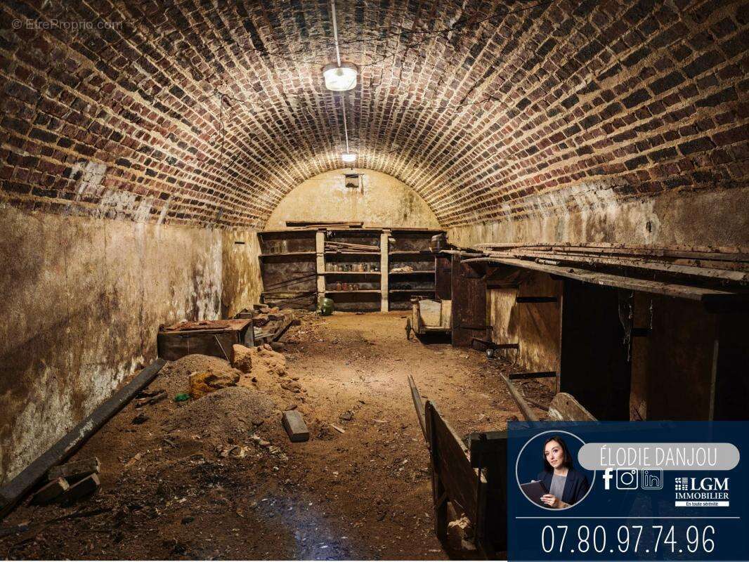 Maison à SARGE-SUR-BRAYE