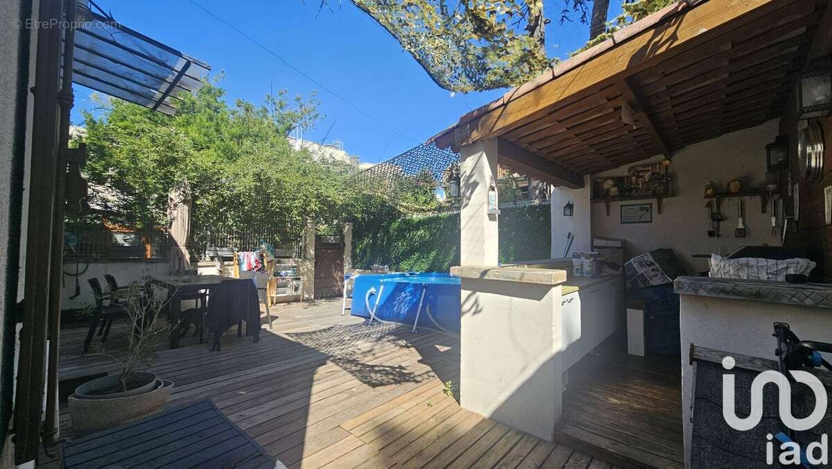 Photo 2 - Maison à MARSEILLE-15E