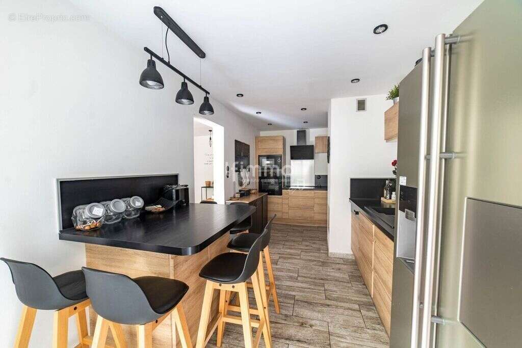 Appartement à MARSEILLE-10E