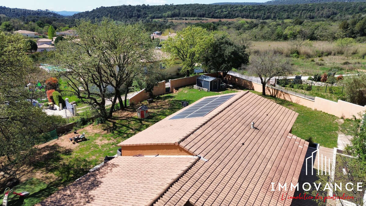 Maison à COMBAILLAUX