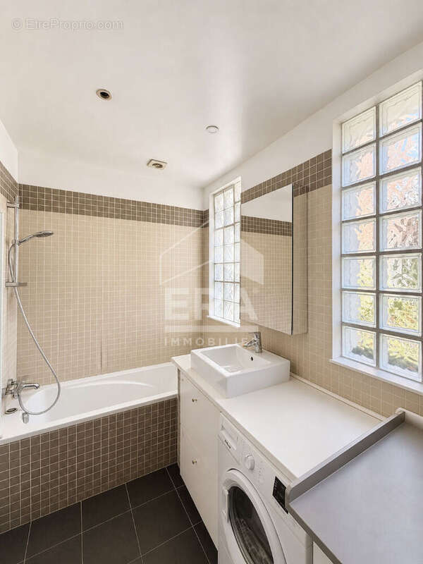 Maison à PARIS-20E