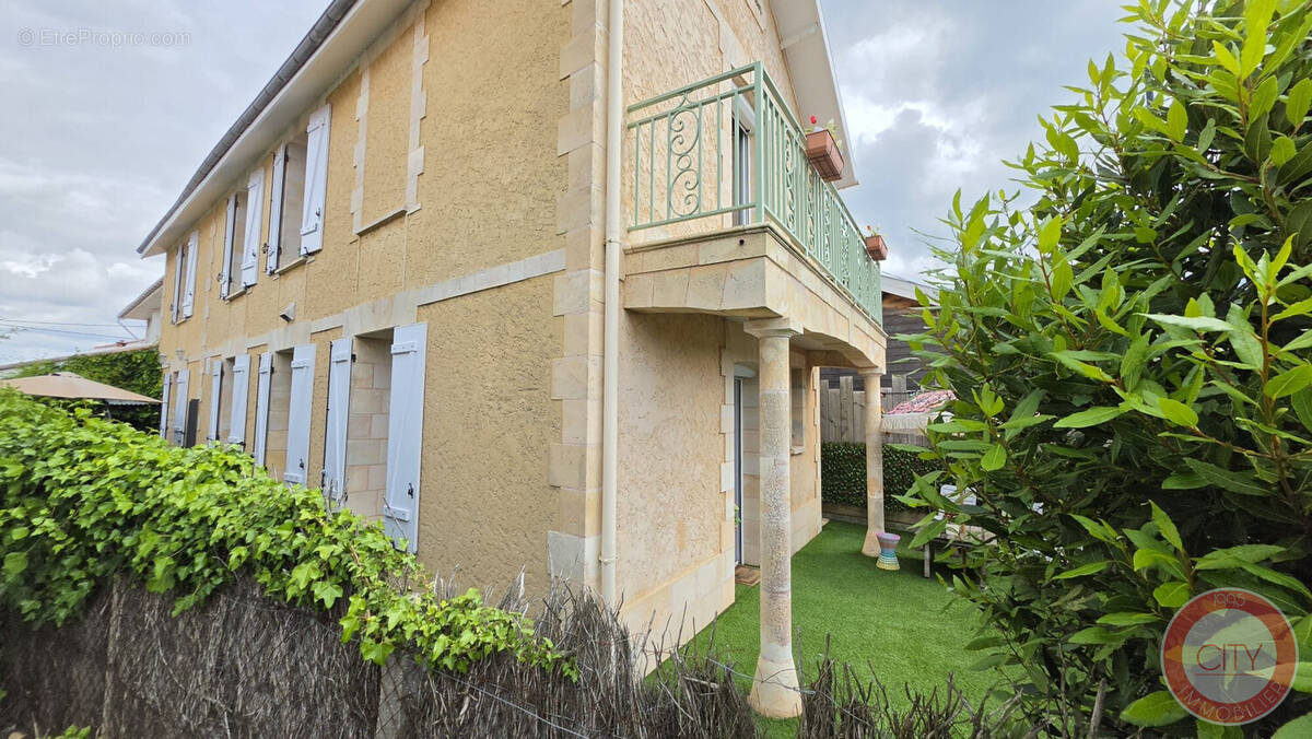 Maison à GUJAN-MESTRAS