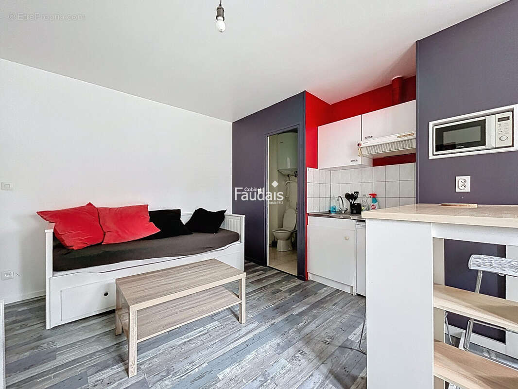 Appartement 146 m² à Saint-Lo  - photo 6