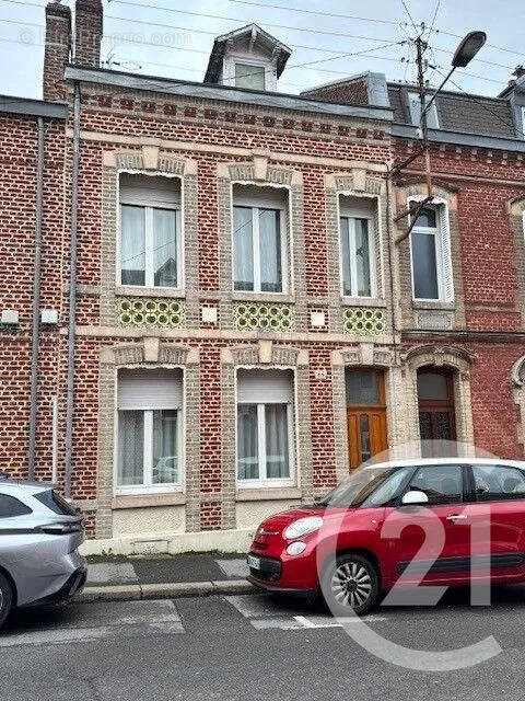 Maison à SAINT-QUENTIN