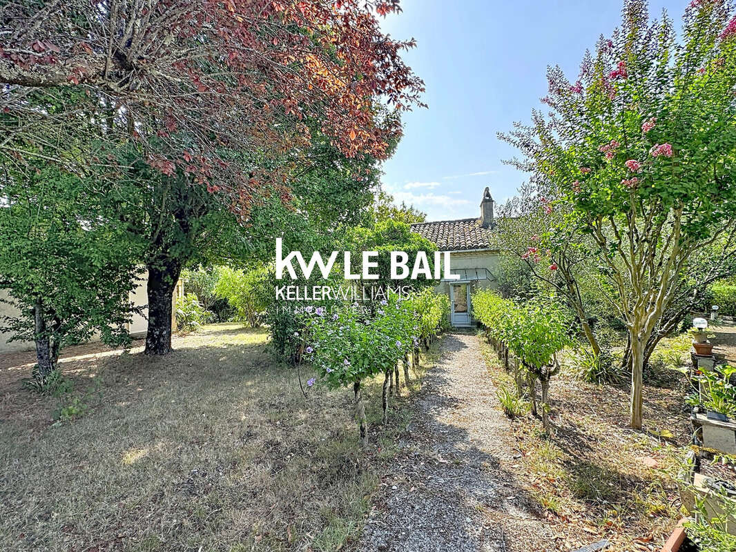 Maison 125 m² à Montbarla  - photo 3