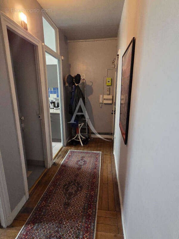 Appartement à PARIS-10E