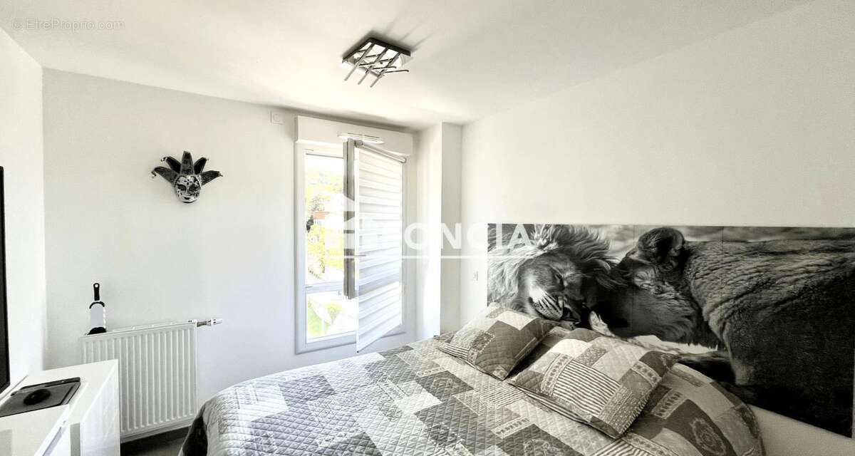 Appartement à VIZILLE