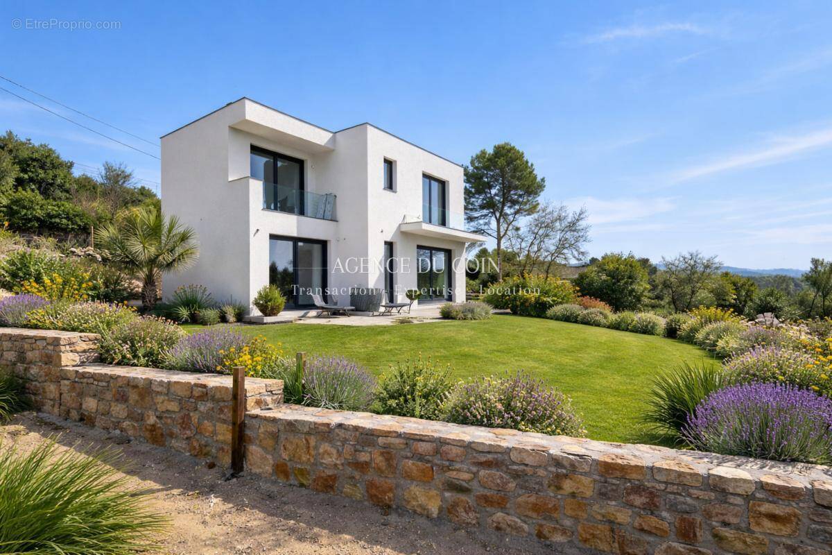 Maison à LORGUES