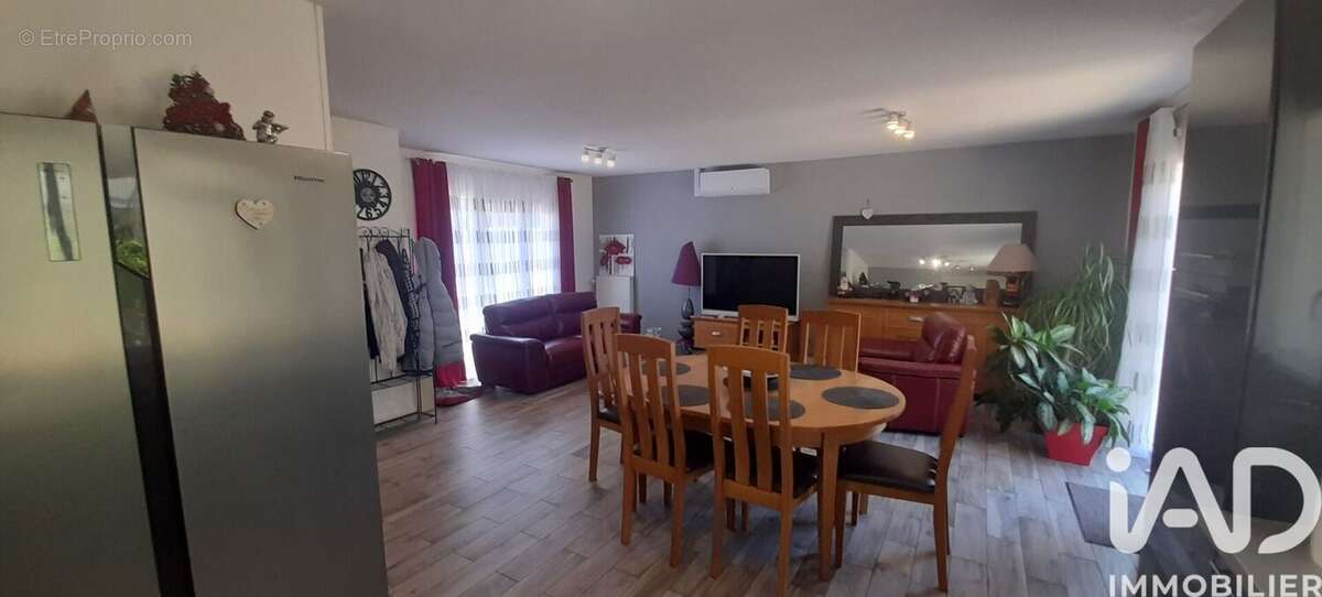 Maison 81 m² à La Chatre  - photo 5