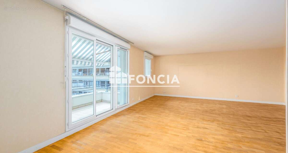 BOURG-LA-REINE – Centre-ville – Appartement familial de standing - photo 6