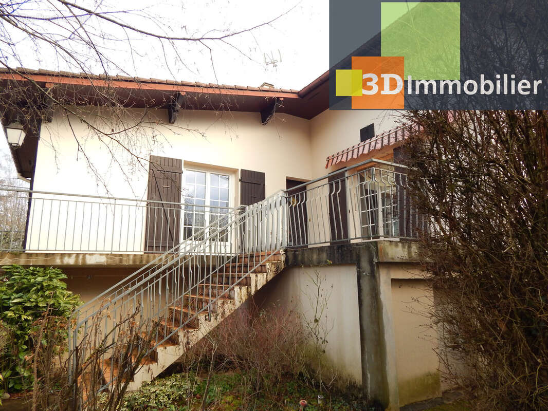 MAISON À VENDRE 123 M² - Maison à LONS-LE-SAUNIER