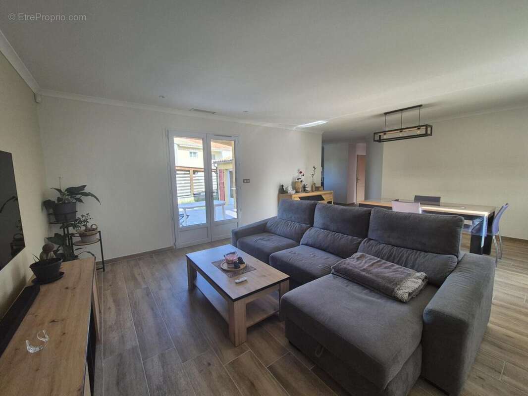 Maison à SAINT-PRIVAT-DES-VIEUX