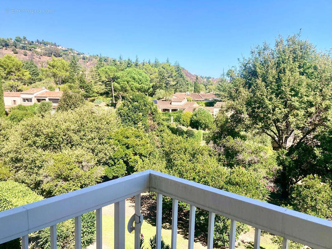 Appartement à MANDELIEU-LA-NAPOULE