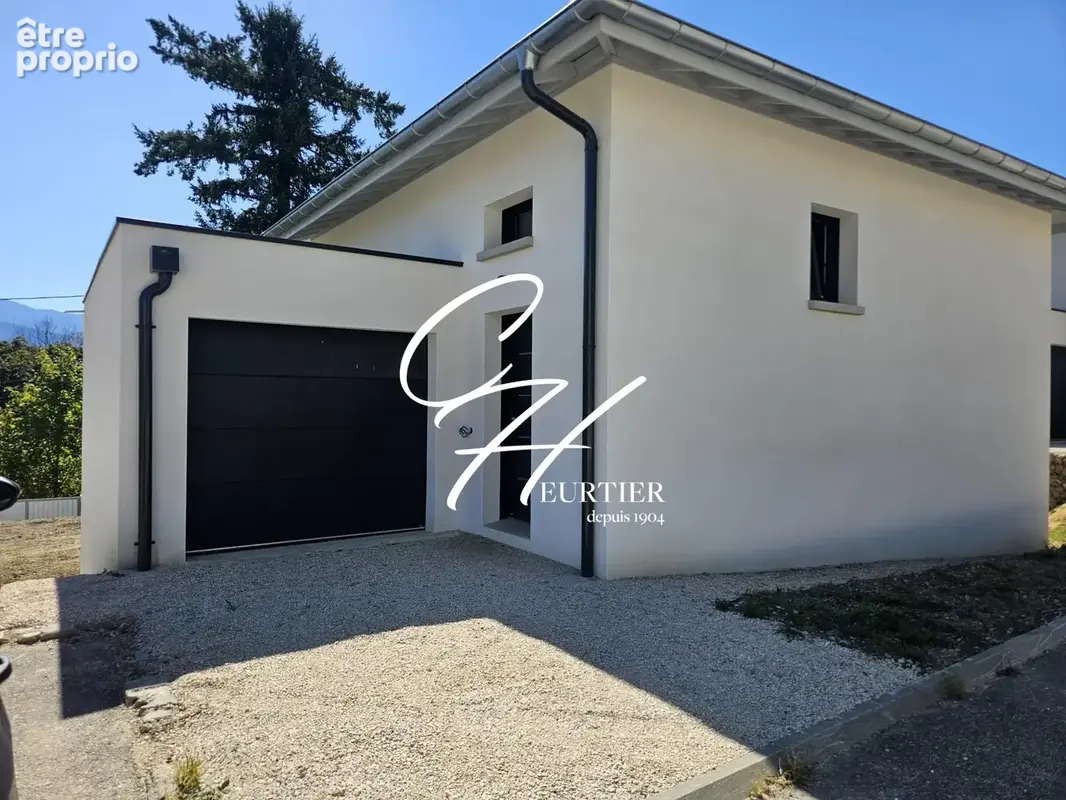 Maison 5 pièces 115 m² à vendre à La Buisse (38500) - photo 4