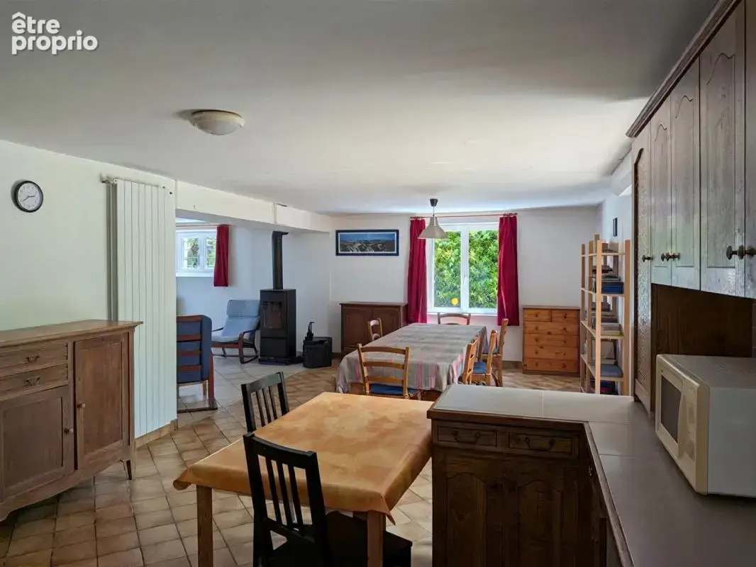 maison 7 pièces 168 M2 - photo 4