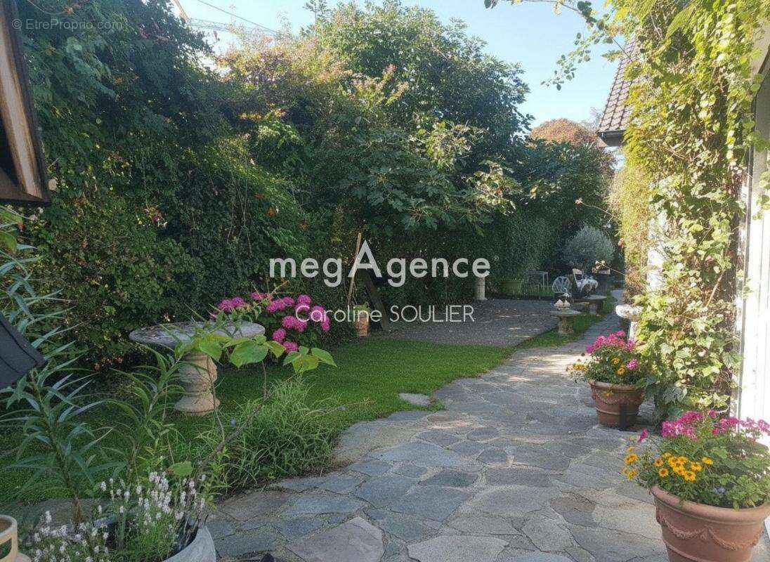 Maison familiale de 190m2 6 pièces - photo 6