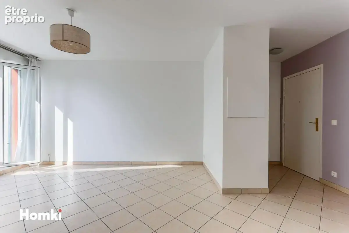 Appartement T3 de 57 m² à Chelles 77500, Rue Henri Rol Tanguy - photo 4