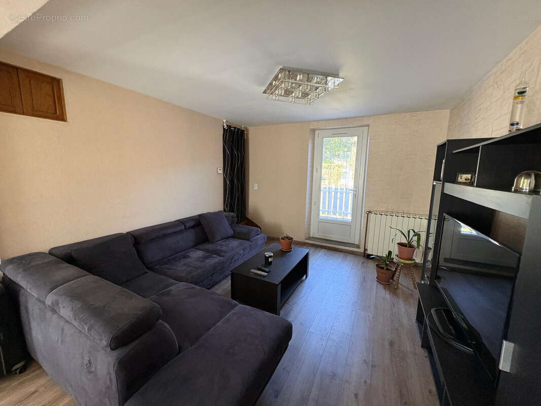 Maison à SAINT-AMANS-VALTORET