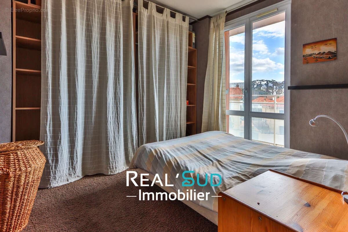 Appartement à MARSEILLE-9E