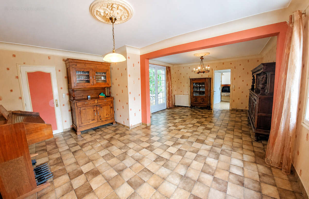 Maison 6 pièces 100m2 Centre Bourg Erbray - photo 2