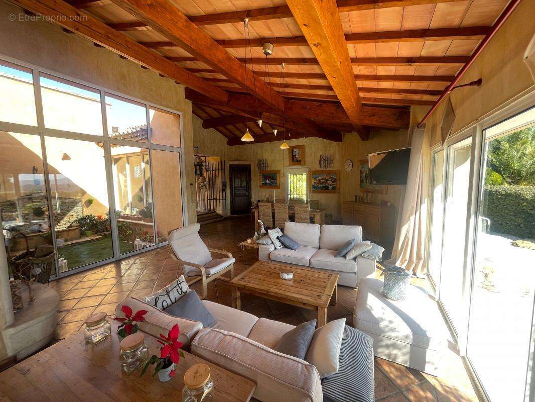 Maison à LA CADIERE-D&#039;AZUR