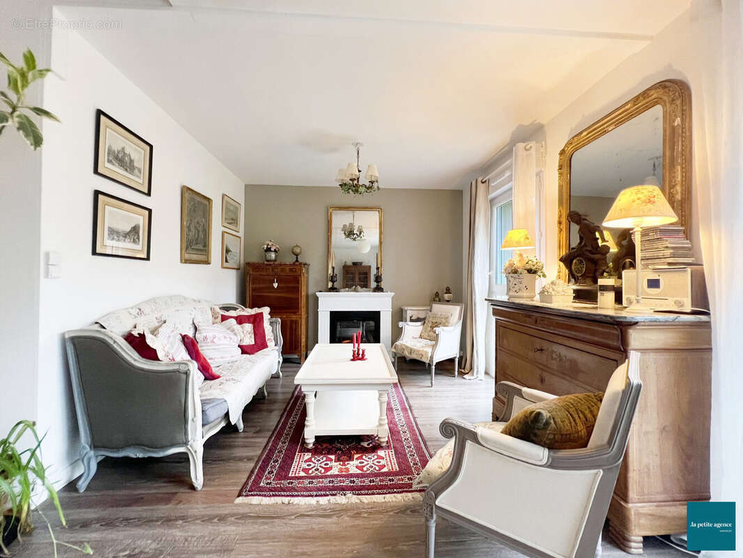 Appartement à VERSON