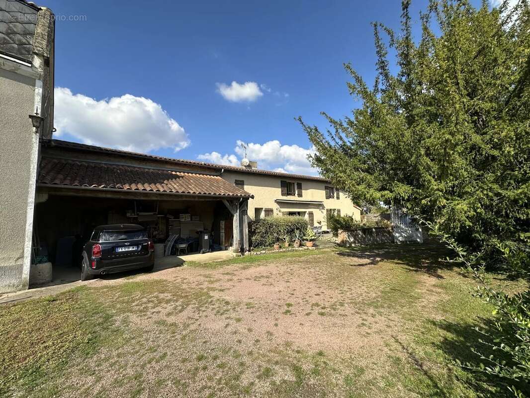 Maison à SAINTE-VERGE