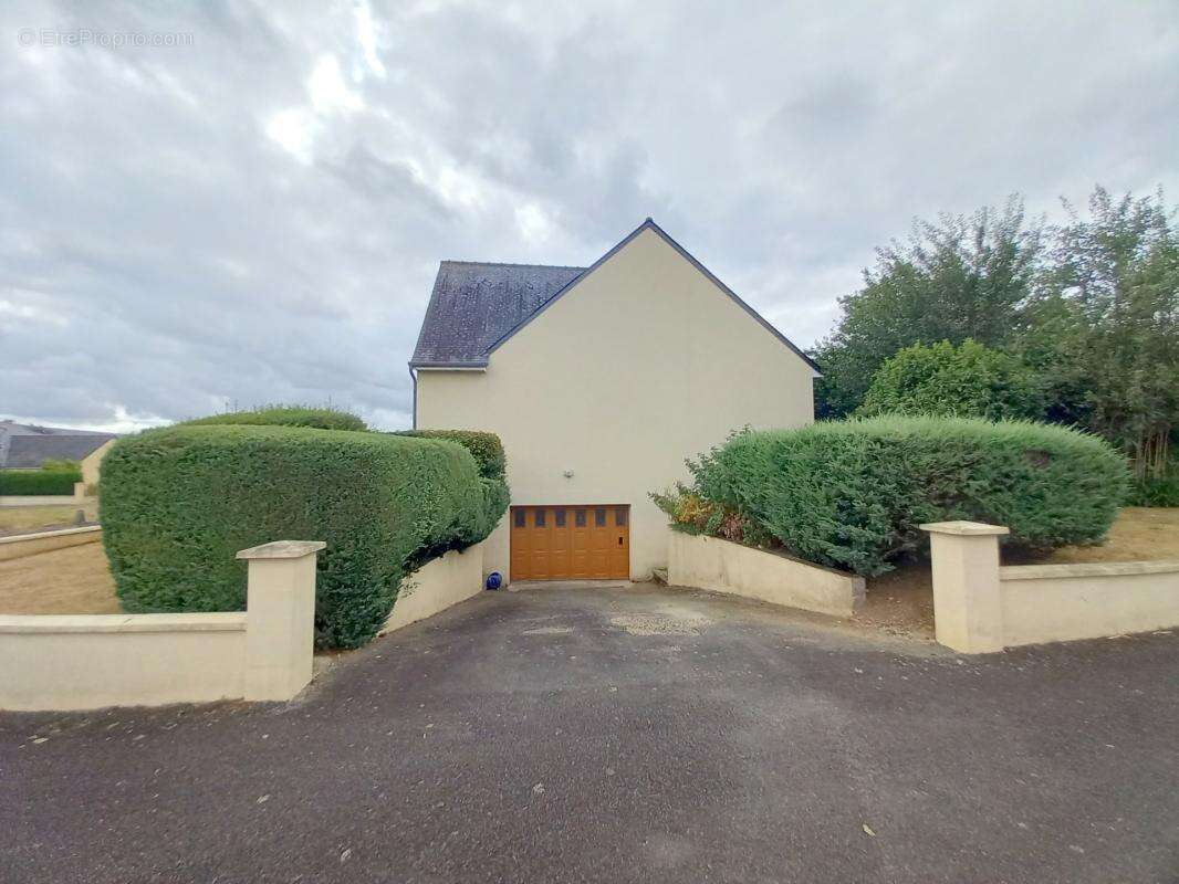 Maison plain-pied - 95m²-  AMBRIERES LES VALLEES (53) - photo 18