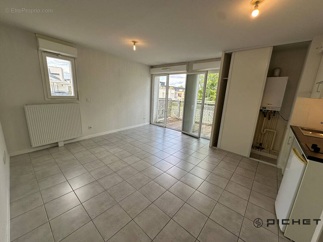 Appartement à VILLENAVE-D'ORNON