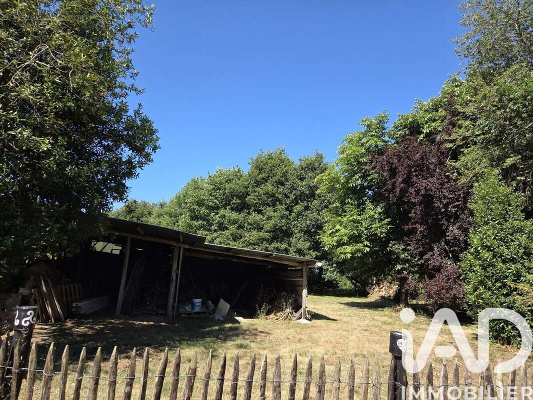 Photo 2 - Terrain à SAINT-MOLF