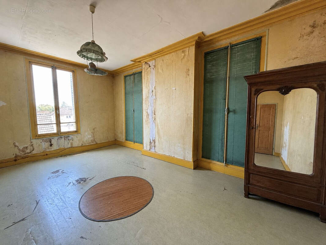 Maison à MARINES