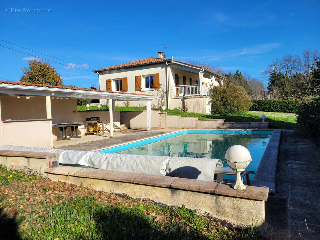 Maison à LEDAT