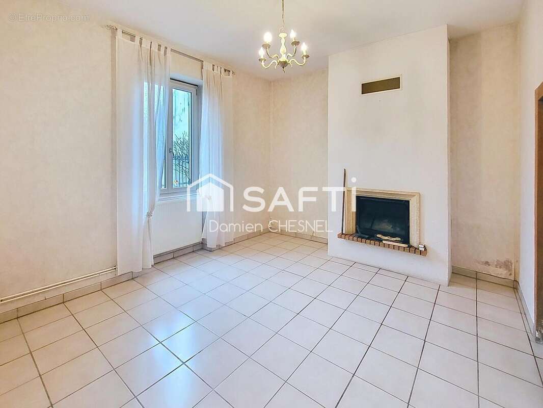 Maison 110 m² à Bessais-Le-Fromental  - photo 3