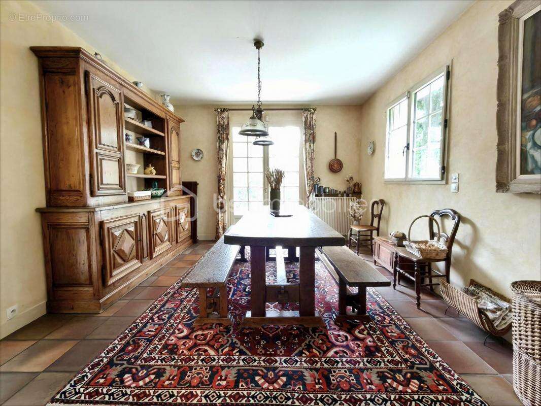 Maison à MAREIL-MARLY