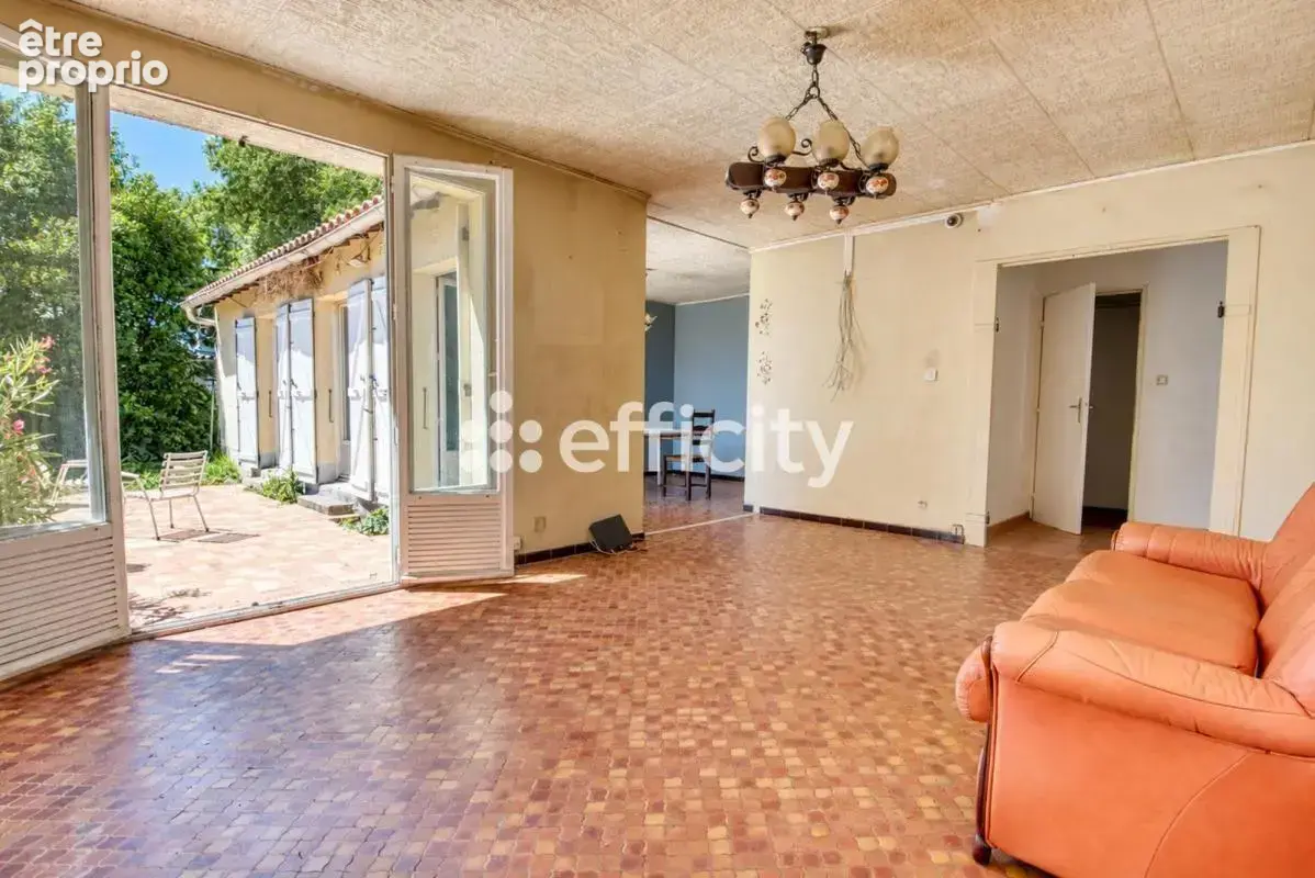 Maison 5 pièces 106 m² à vendre à Avignon (84000) - photo 4