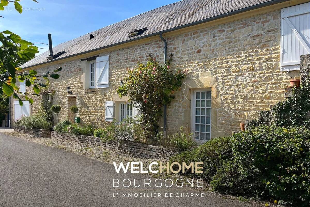 Maison à SAINT-MARTIN-D&#039;HEUILLE