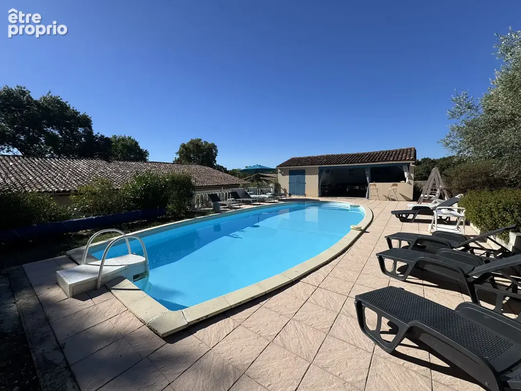 Maison 7 pièces 197 m² à vendre à Rioux-Martin (16210) - photo 14