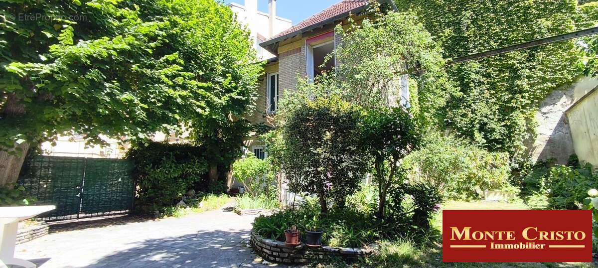 Appartement à VERSAILLES