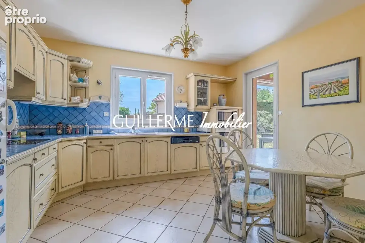 Maison Familiale avec Piscine à Dardilly - photo 9
