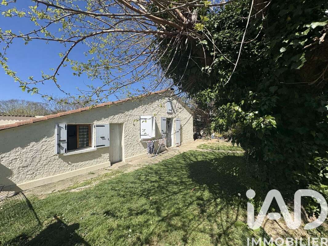 Photo 2 - Maison à VILLENEUVE-DE-BERG