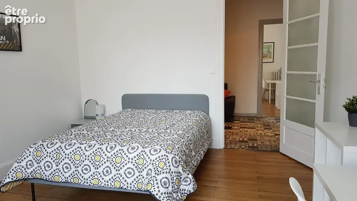 Elégance et valeur : T2 Bis avec balcon 4ème étage avec ascenseur - photo 13