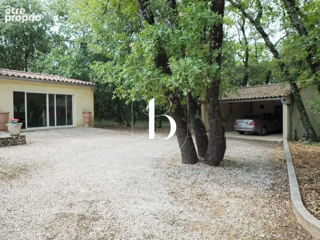 Méjannes-le-Clap  Propriété sur 9 000 m² de terrain arboré avec piscine - photo 31