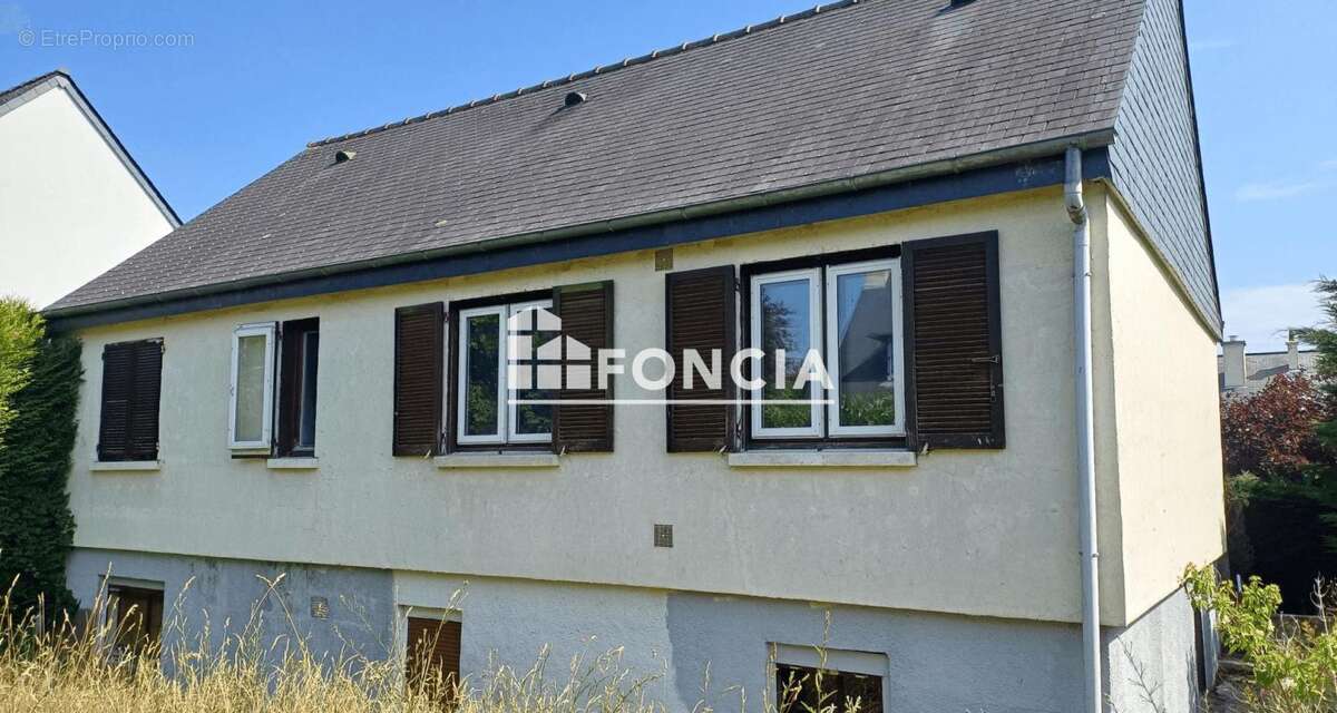 Maison à CHARTRES-DE-BRETAGNE