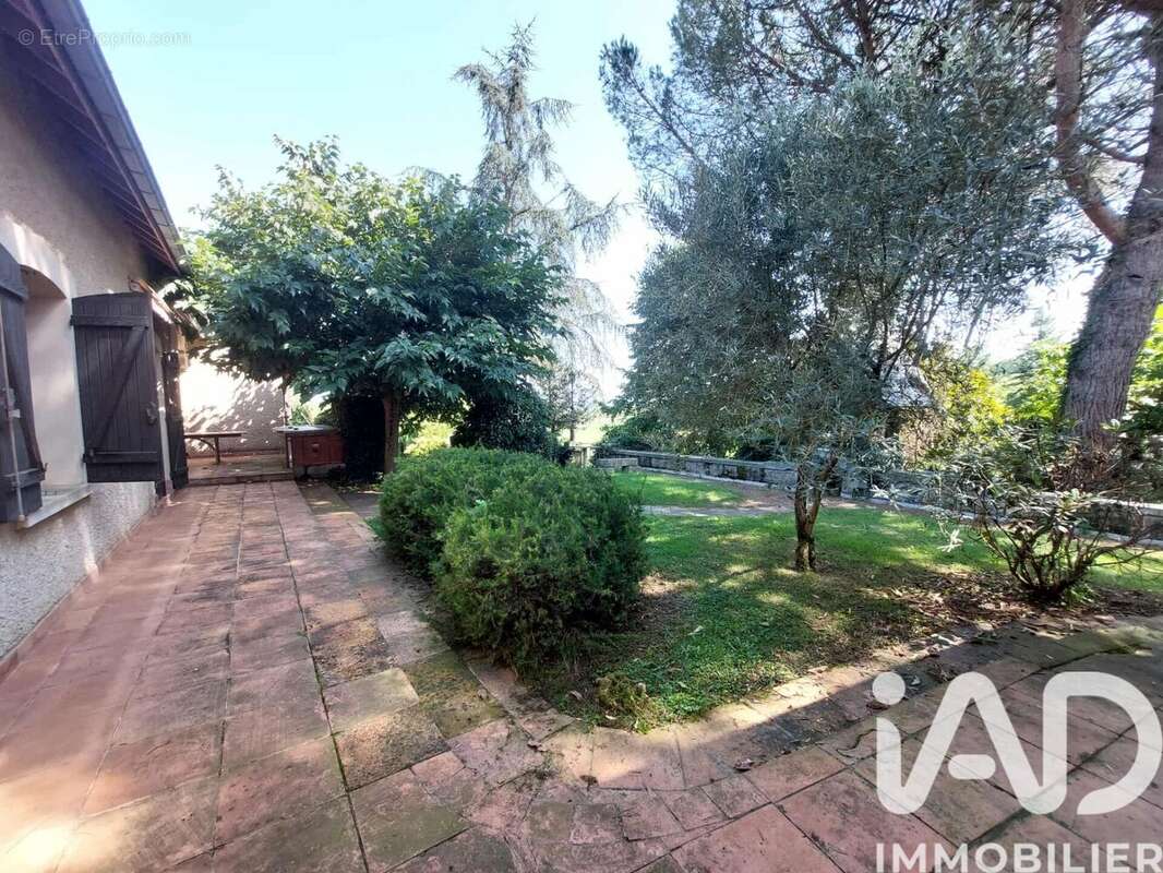 Photo 2 - Maison à BARBAZAN-DEBAT